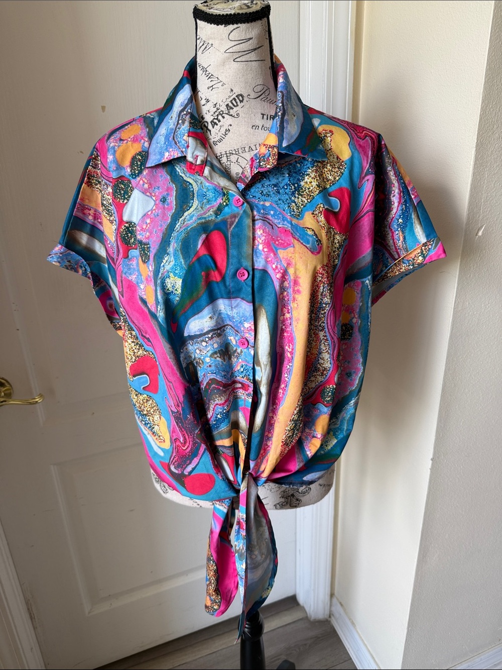 SHEIN Pink, Blue & Yellow Abstract Tie-Front Button Shirt